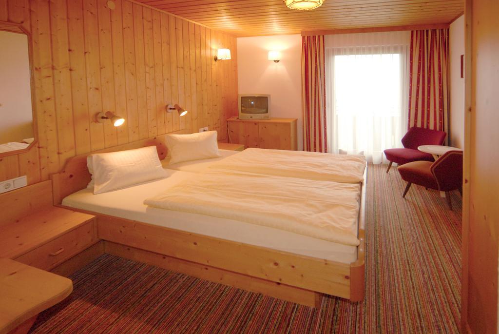 Landhotel Kielhuberhof Ramsau am Dachstein Chambre photo
